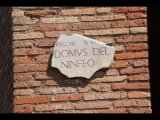 06228 ostia - regio iii - insula vi - domus del ninfeo (iii,vi,1-3) - schild.jpg